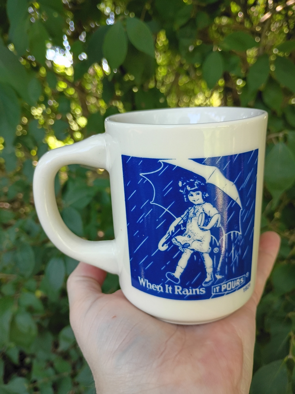 Vintage When It Rains It Pours 1921 Morton's Salt Coffee/Tea Cup Mug 8 oz.